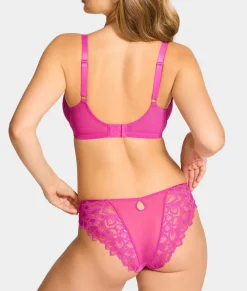 Allure Brief
