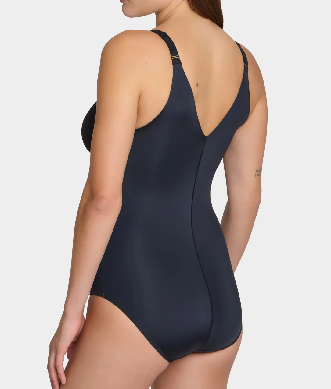 Back Appeal™ Firm Control Shaping Bodysuit