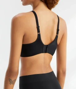 Basic Beauty Spacer T-Shirt Bra