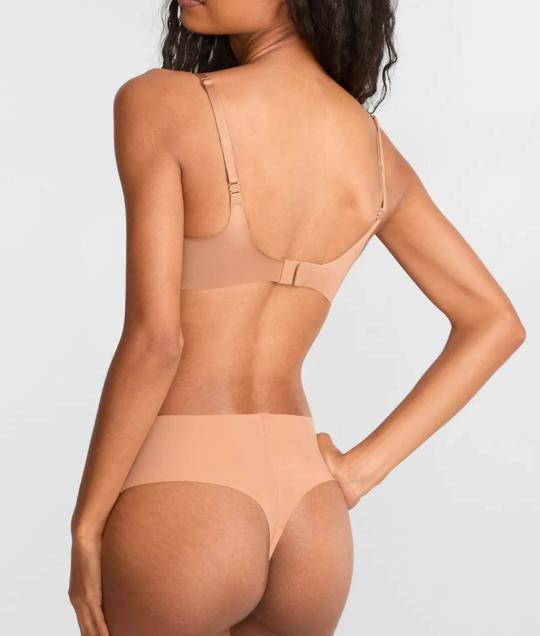 b.Bare High-Waist Thong