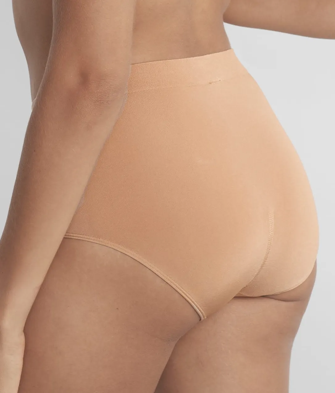 B-Smooth Full Brief