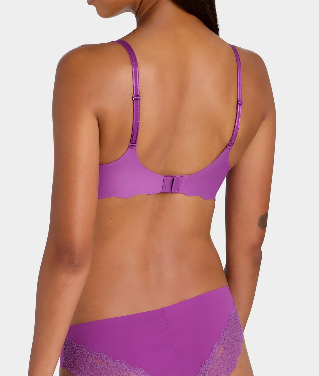 b.Wow'd Convertible Wire-Free Bra