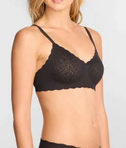 b.Wow'd Lace Wire-Free Bra