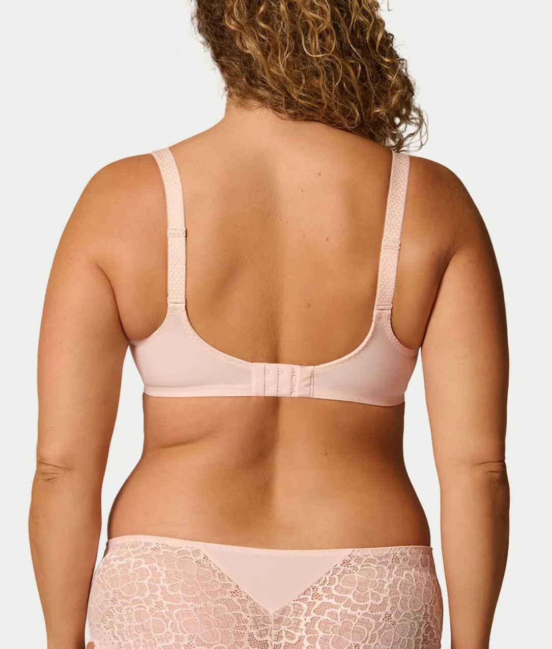 Caresse Minimizer Bra