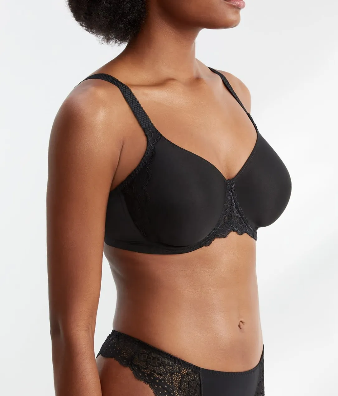 Caresse Minimizer Bra