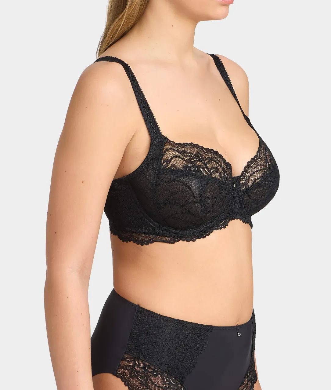 Cesile Side Support Bra