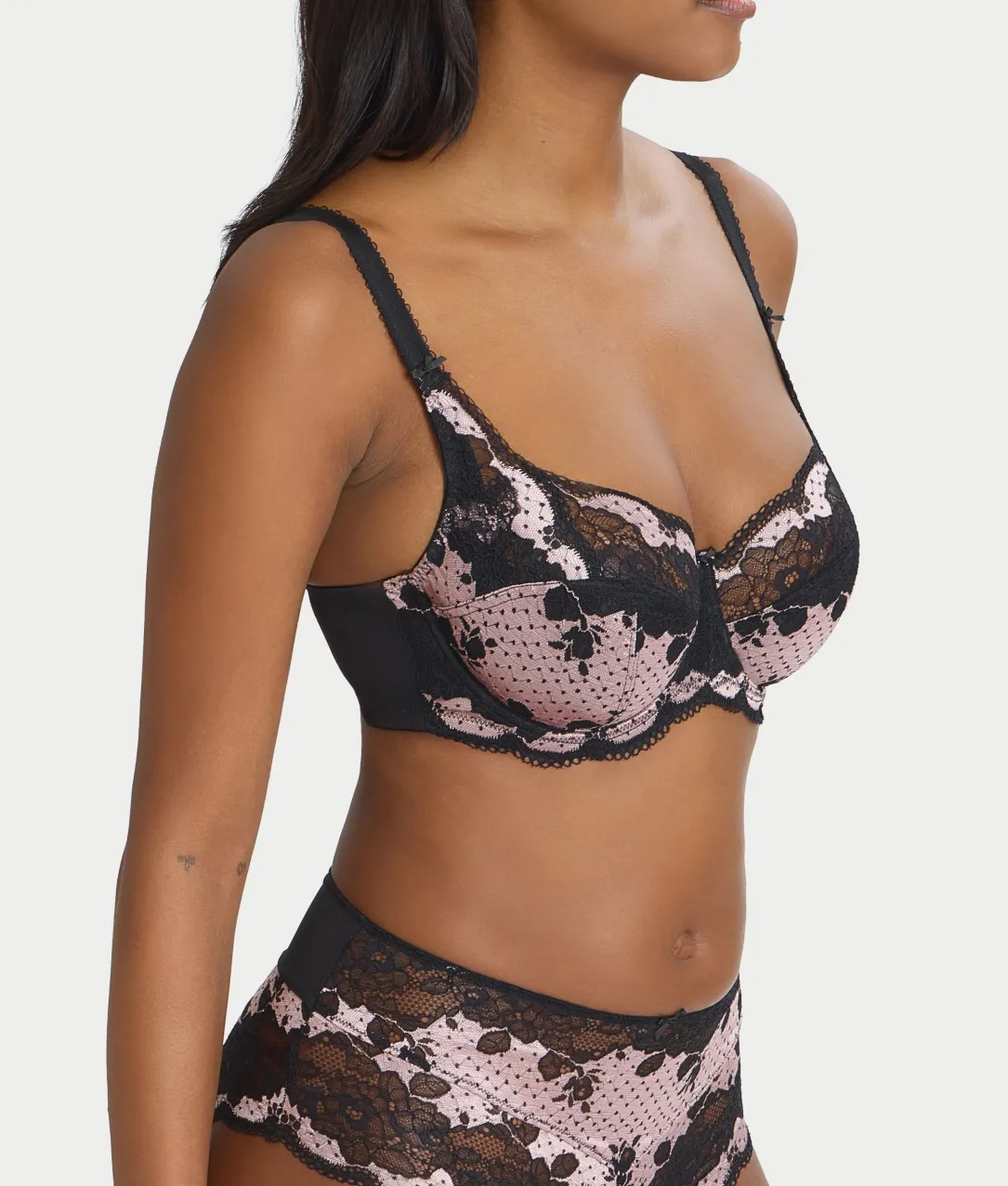 Clara Side Support Bra