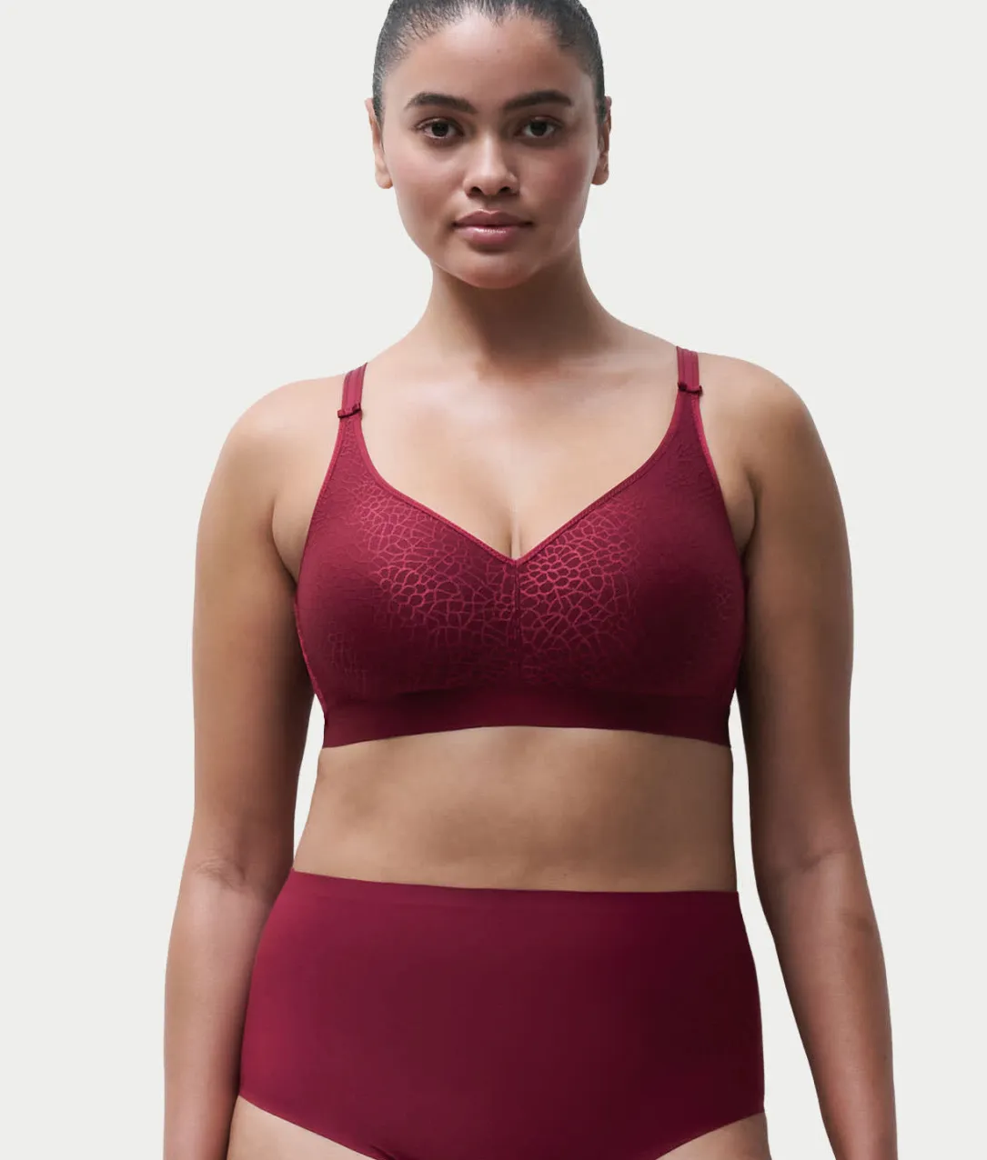 C Magnifique Wire-Free Minimizer Bra