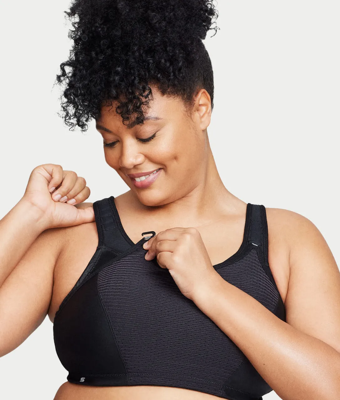 Custom Control Wire-Free Sports Bra
