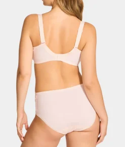 Deauville Brief