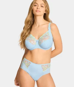 Deauville Brief