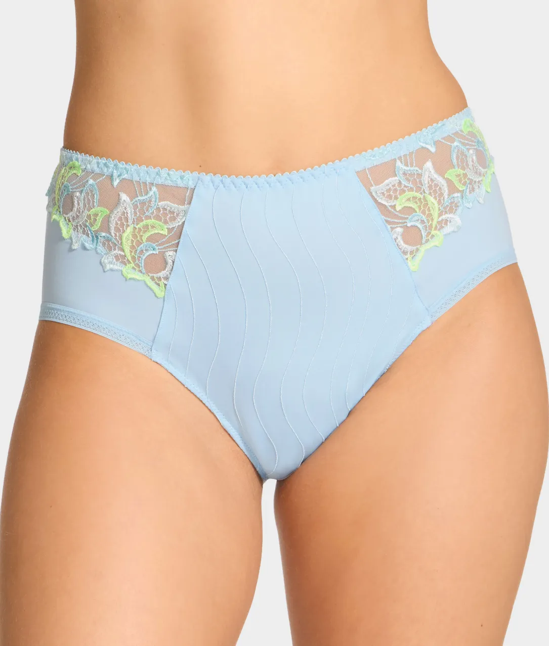 Deauville Brief