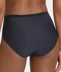 Demure Full Brief