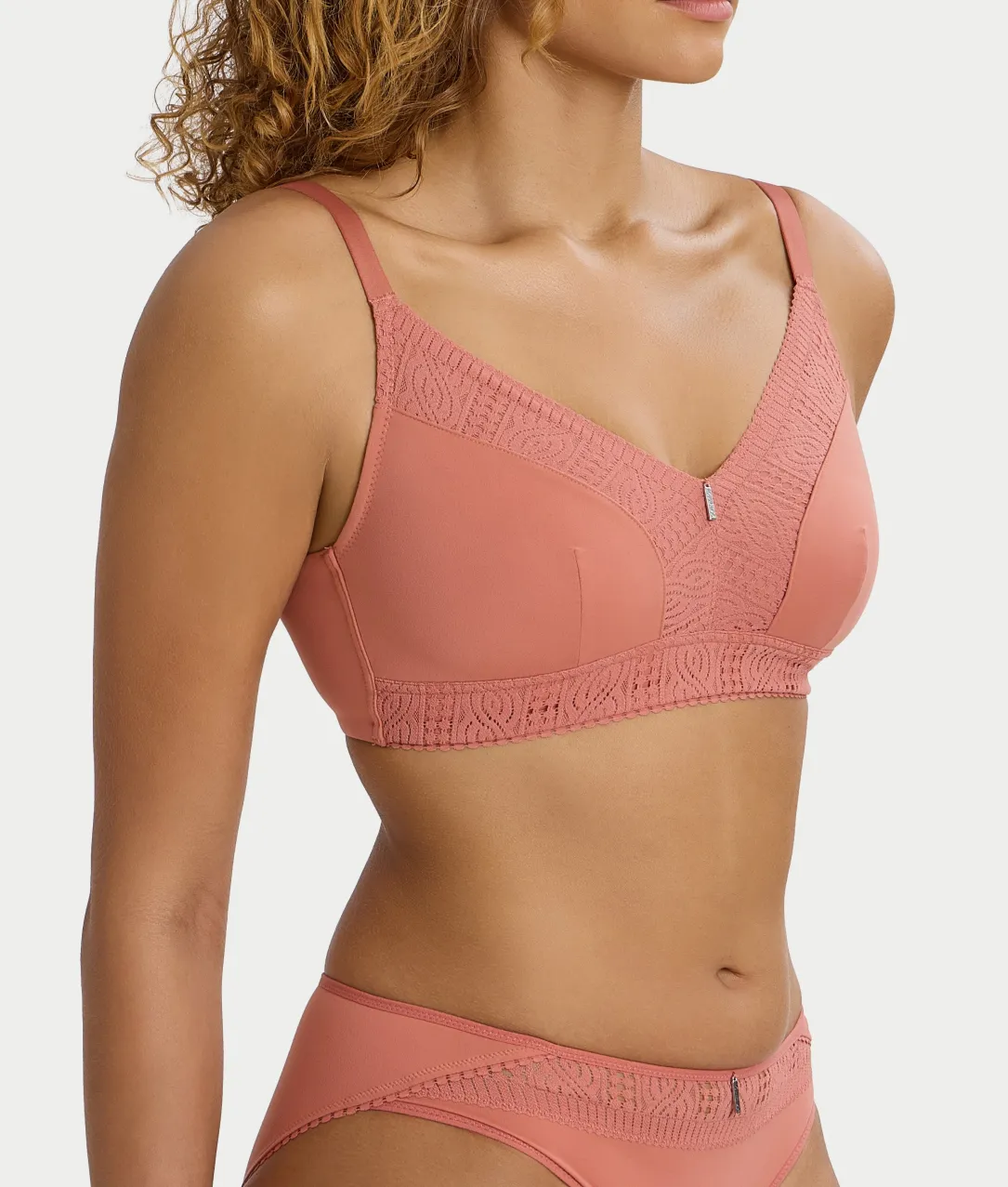 Easy Support Wire-Free Bra