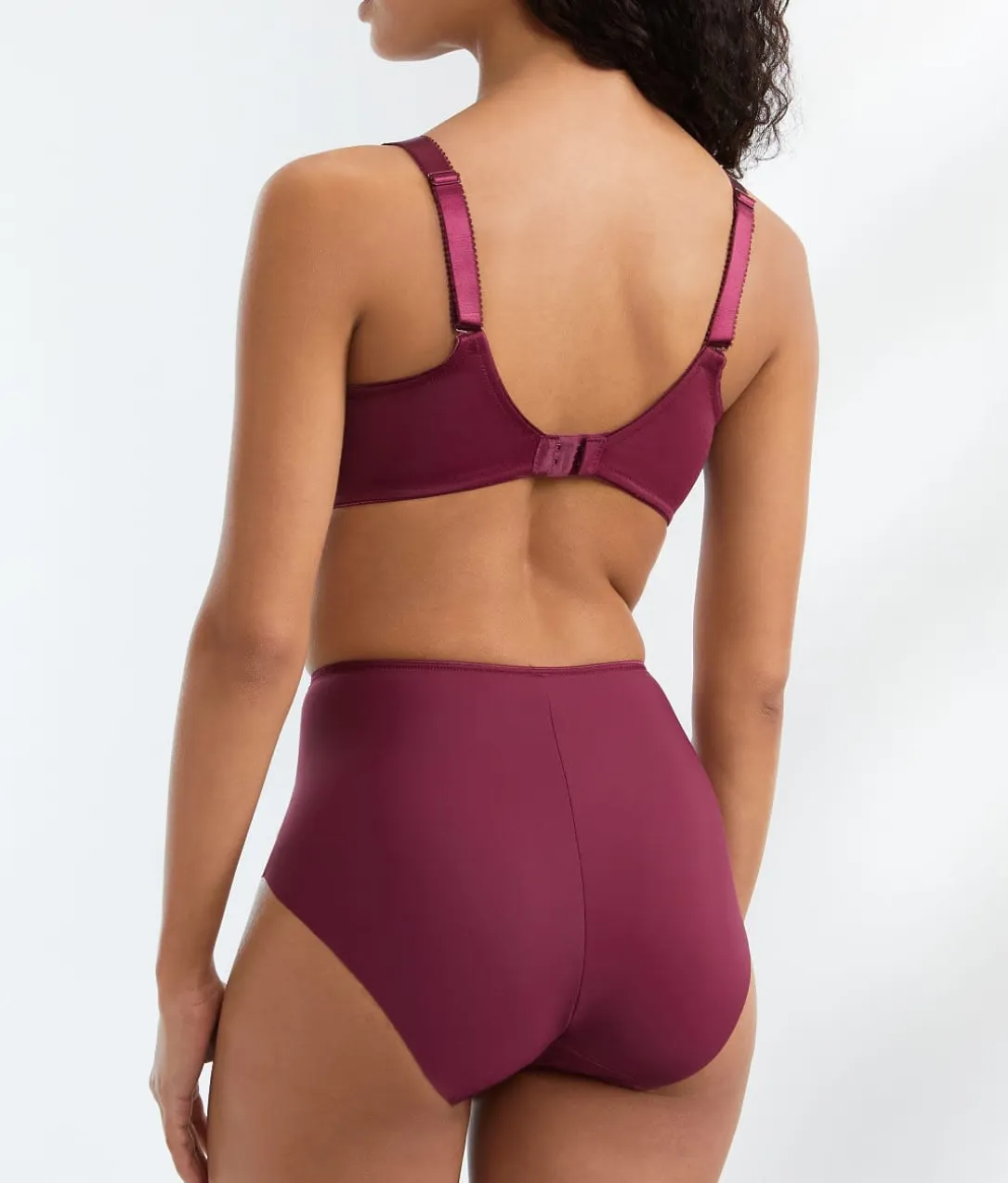 Envisage High-Waist Smoothing Brief