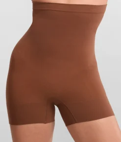 Everyday Seamless High-Waist Shorty