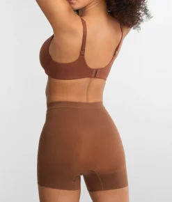 Everyday Seamless Shorty