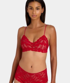 Feeling Famous Bralette