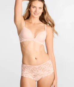 Feeling Famous Wire-Free Push-Up Bra