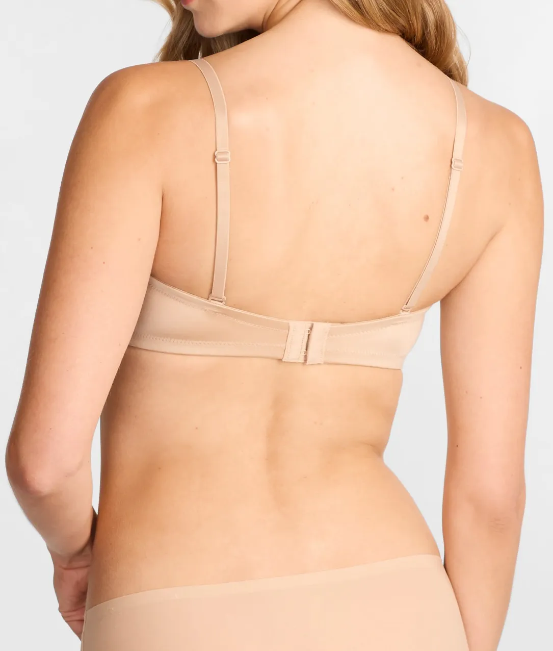 Future Foundation Wire-Free Strapless Bra