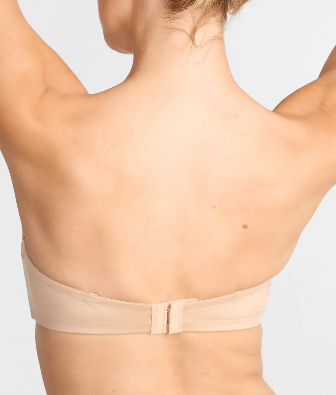 Future Foundation Wire-Free Strapless Bra
