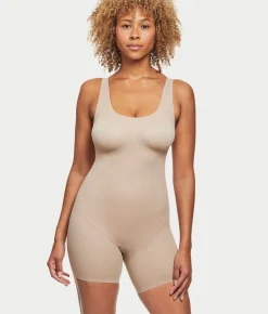 Iconic Core Mid-Thigh Booty Lift Shaping Bodysuit