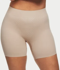 Iconic Core Mid-Thigh Booty Lift Shaping Short