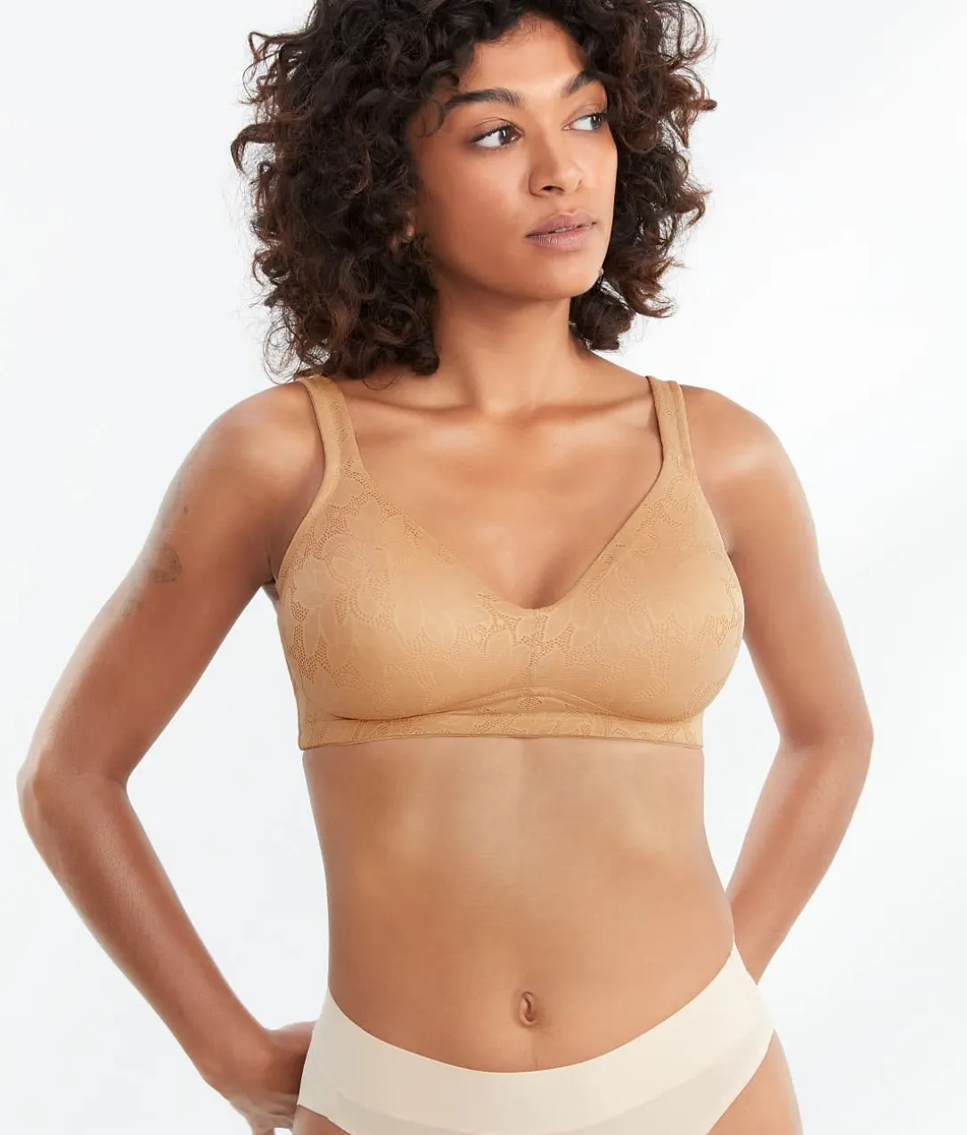 Jolie Jacquard Wire-Free Minimizer Bra