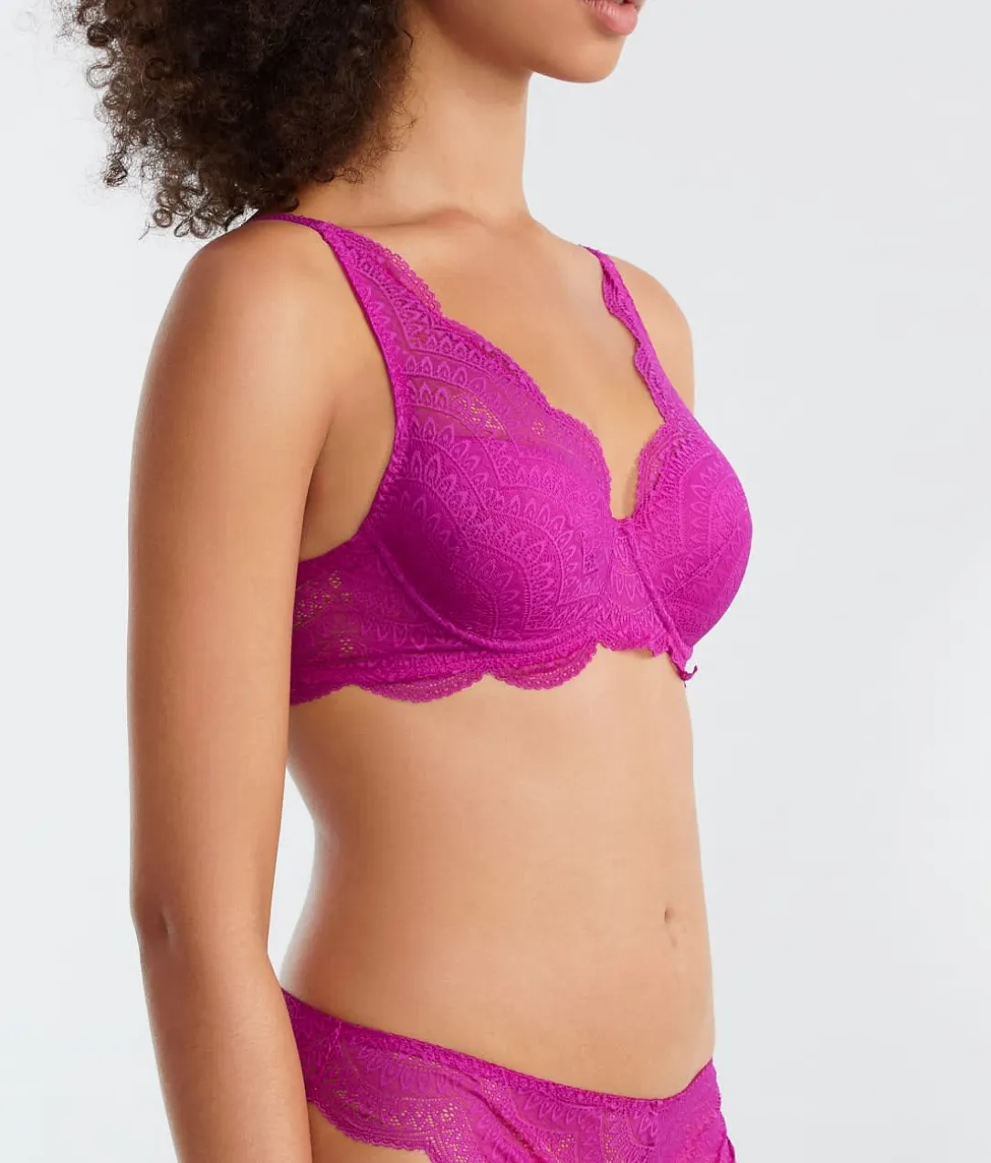 Karma 3D Triangle Lace Bra