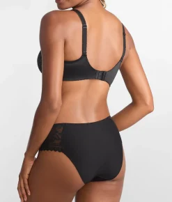 Leia Brief