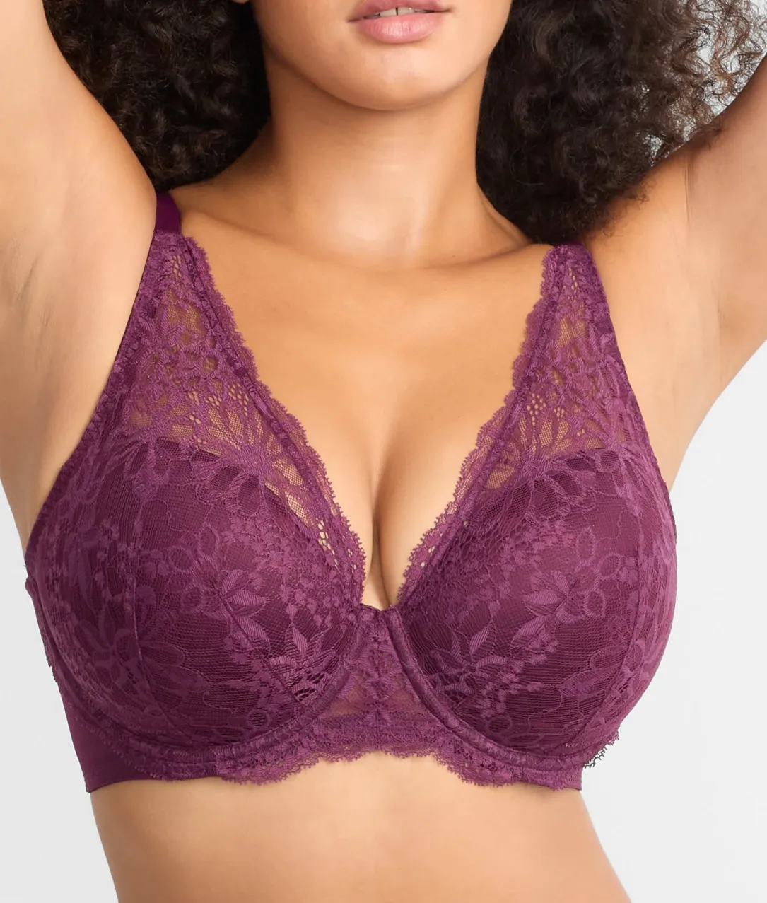 Lightly Lined Lace Plunge Bra