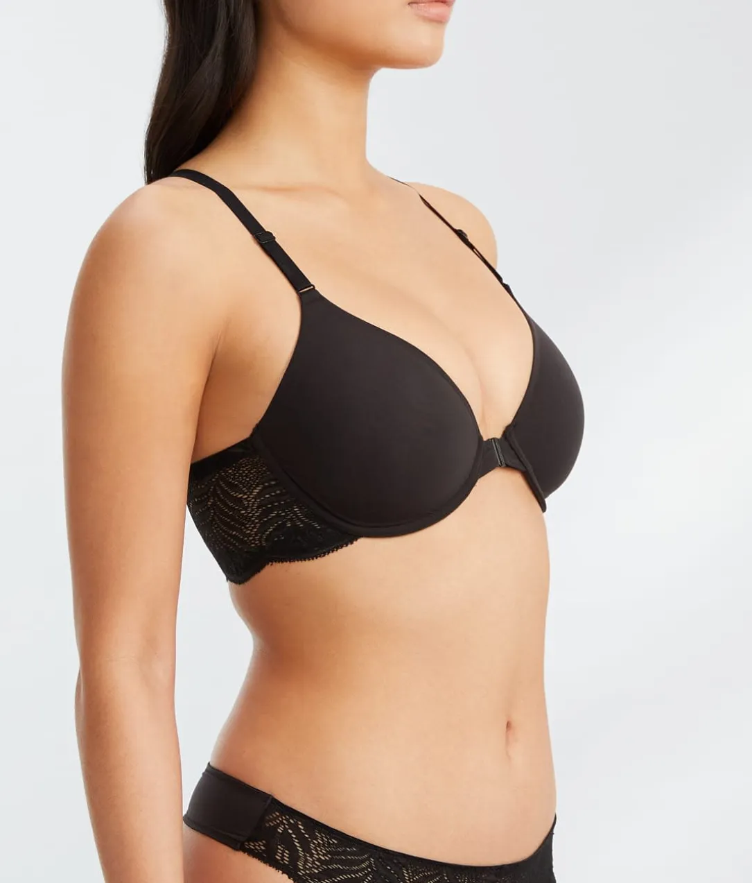 Lush Front-Close T-Shirt Bra