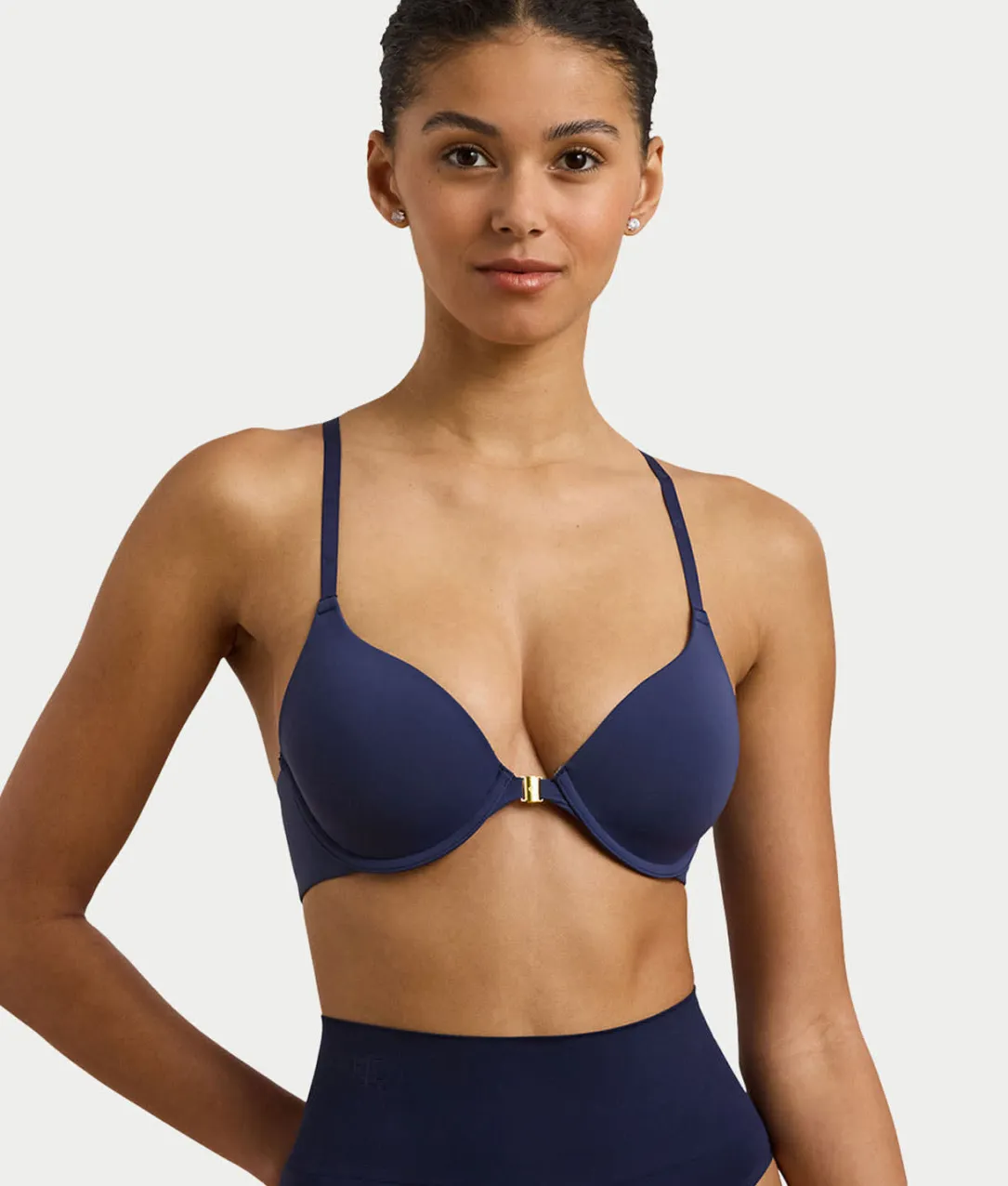 Luxe Smoothing Front-Close T-Shirt Bra