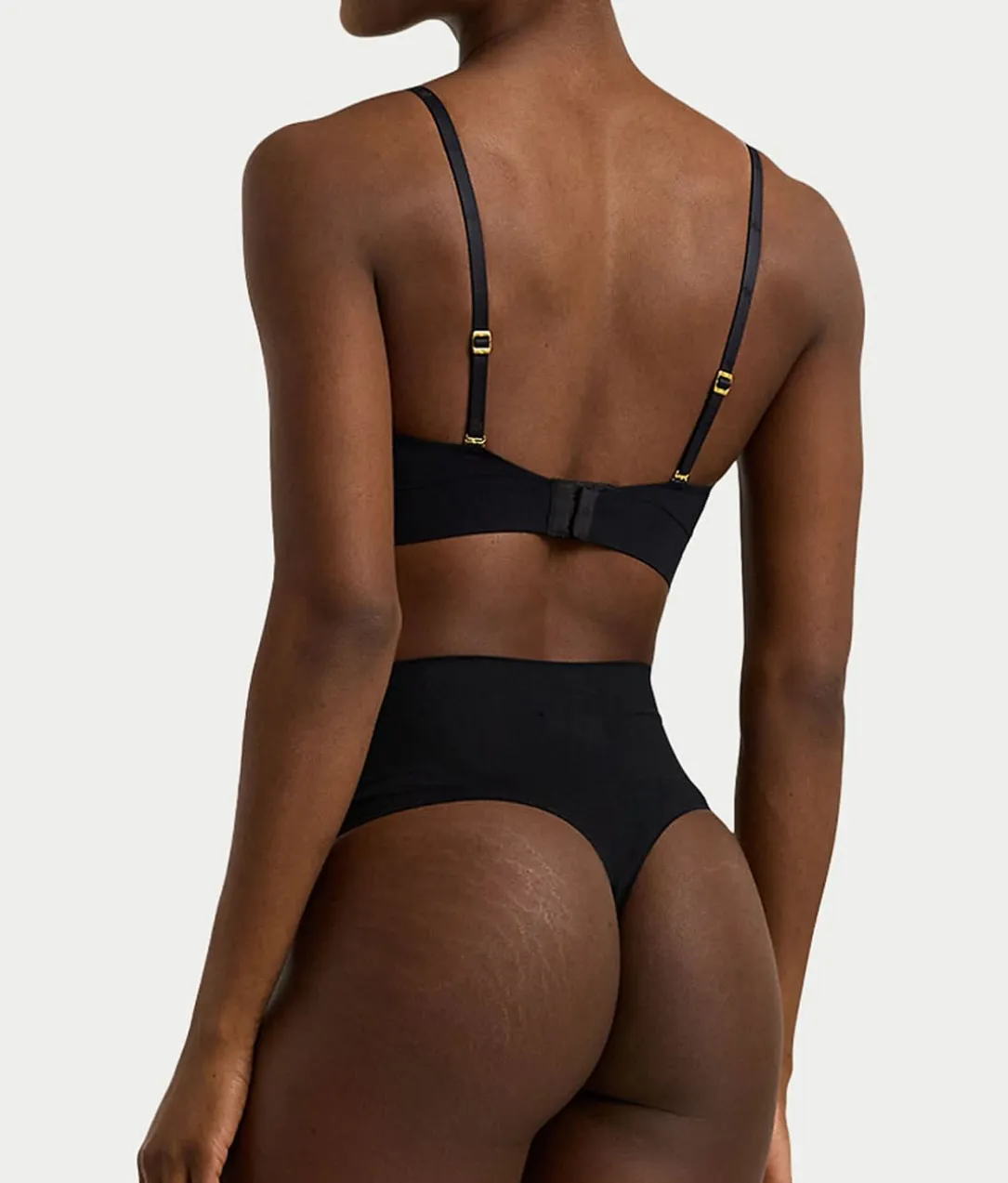 Luxe Smoothing High-Waist Thong
