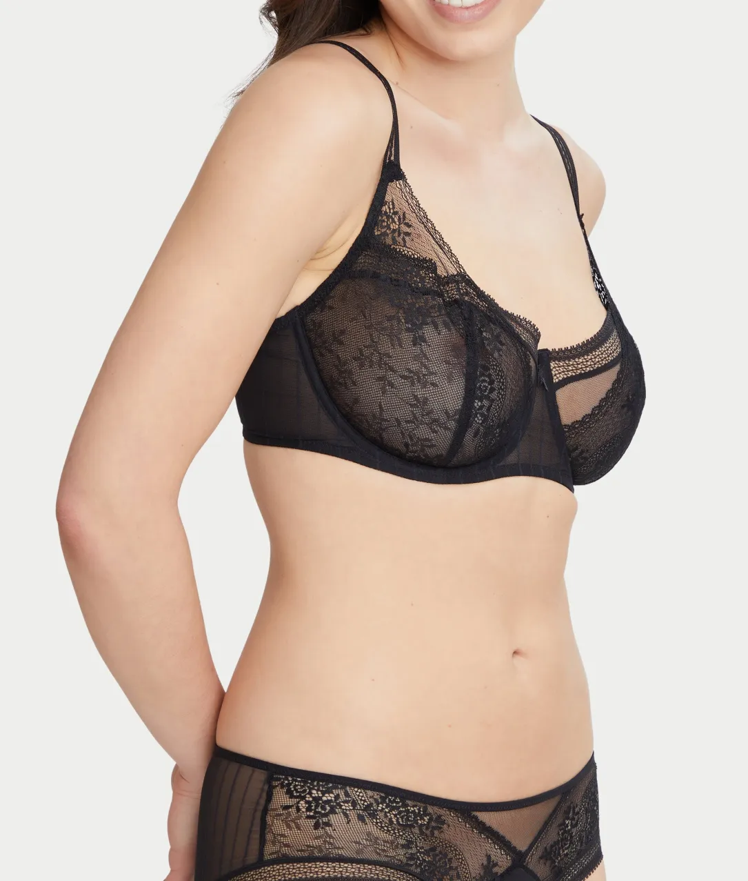 Maddie Demi Bra