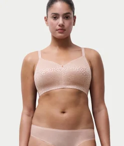 Magique Back-Smoothing Wire-Free Minimizer Bra