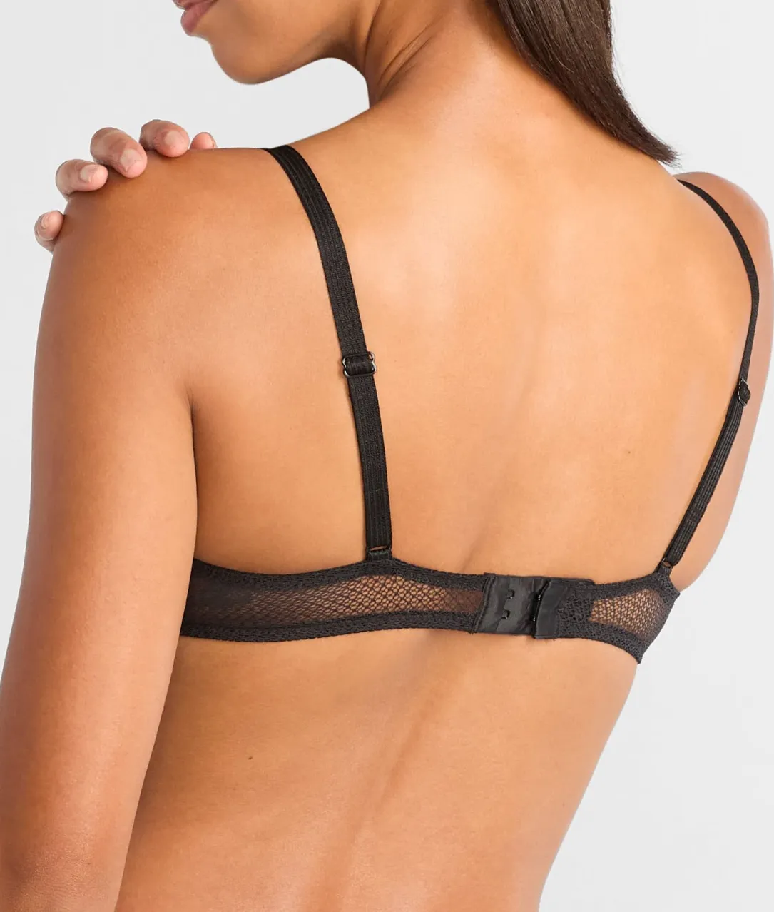 Olivia Bralette