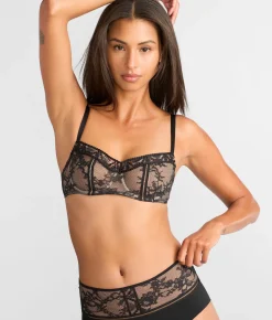 Olivia Bralette