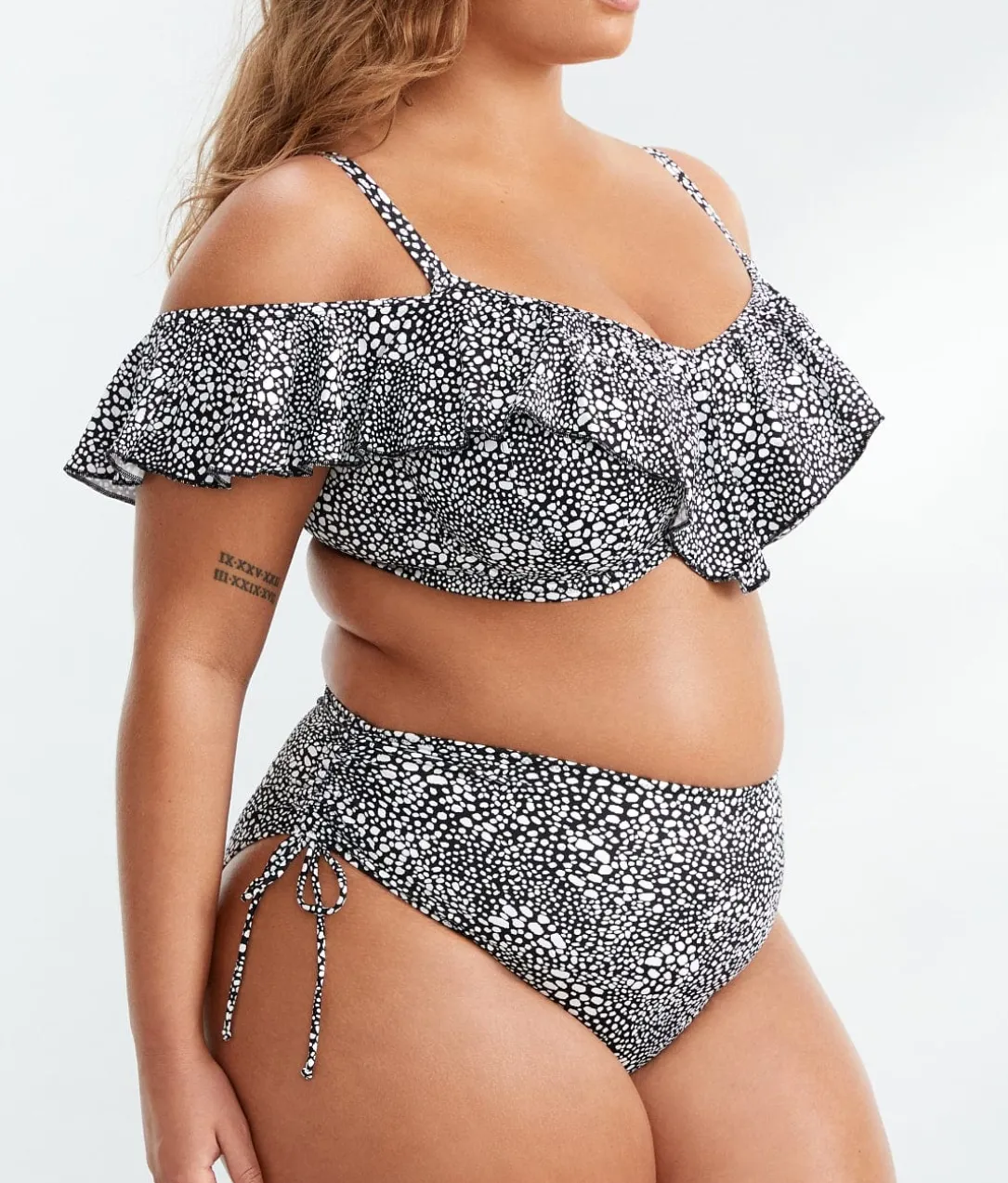 Plus Size Pebble Cove Ruffle Underwire Bikini Top