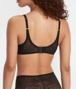 Pretty Smooth Full Coverage Bra