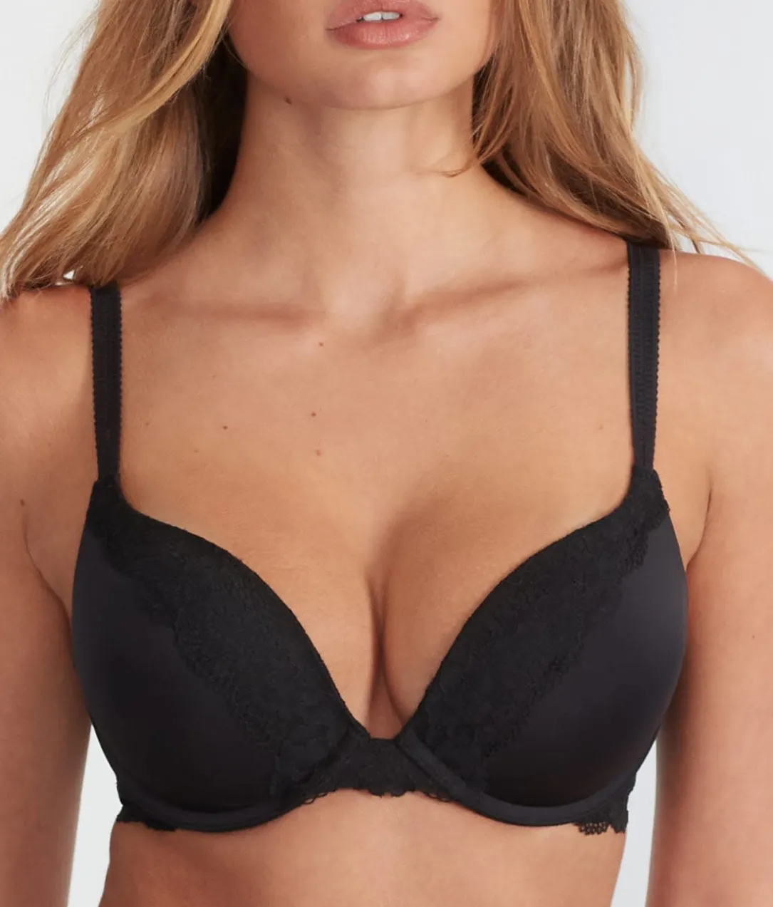 Push-Up Plunge Bra