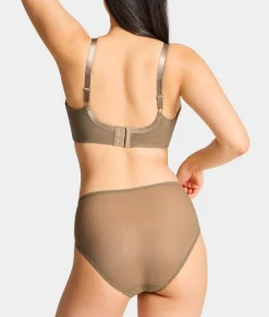 Retro Chic Hi-Cut Brief