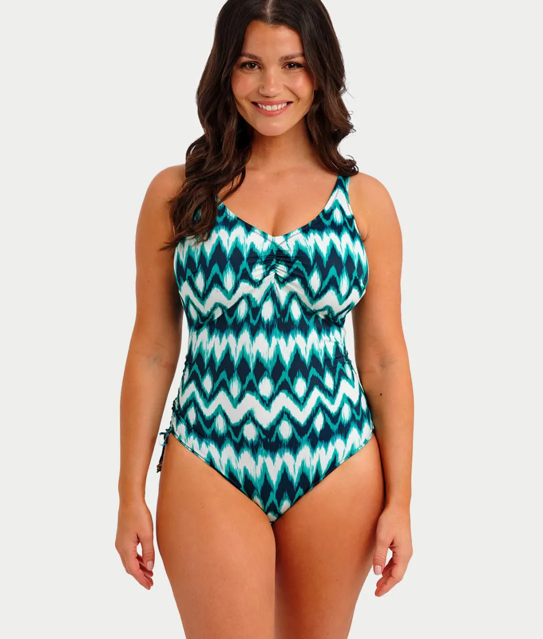 Sabana V-Neck Underwire One-Piece Swimsuit