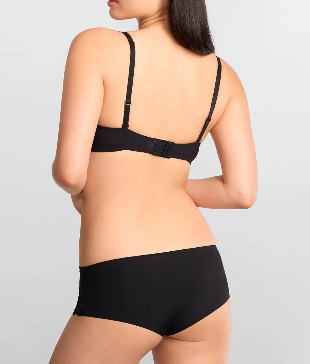 Saga Boyshort