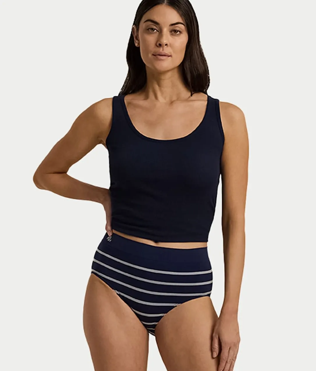 Seamless Brief