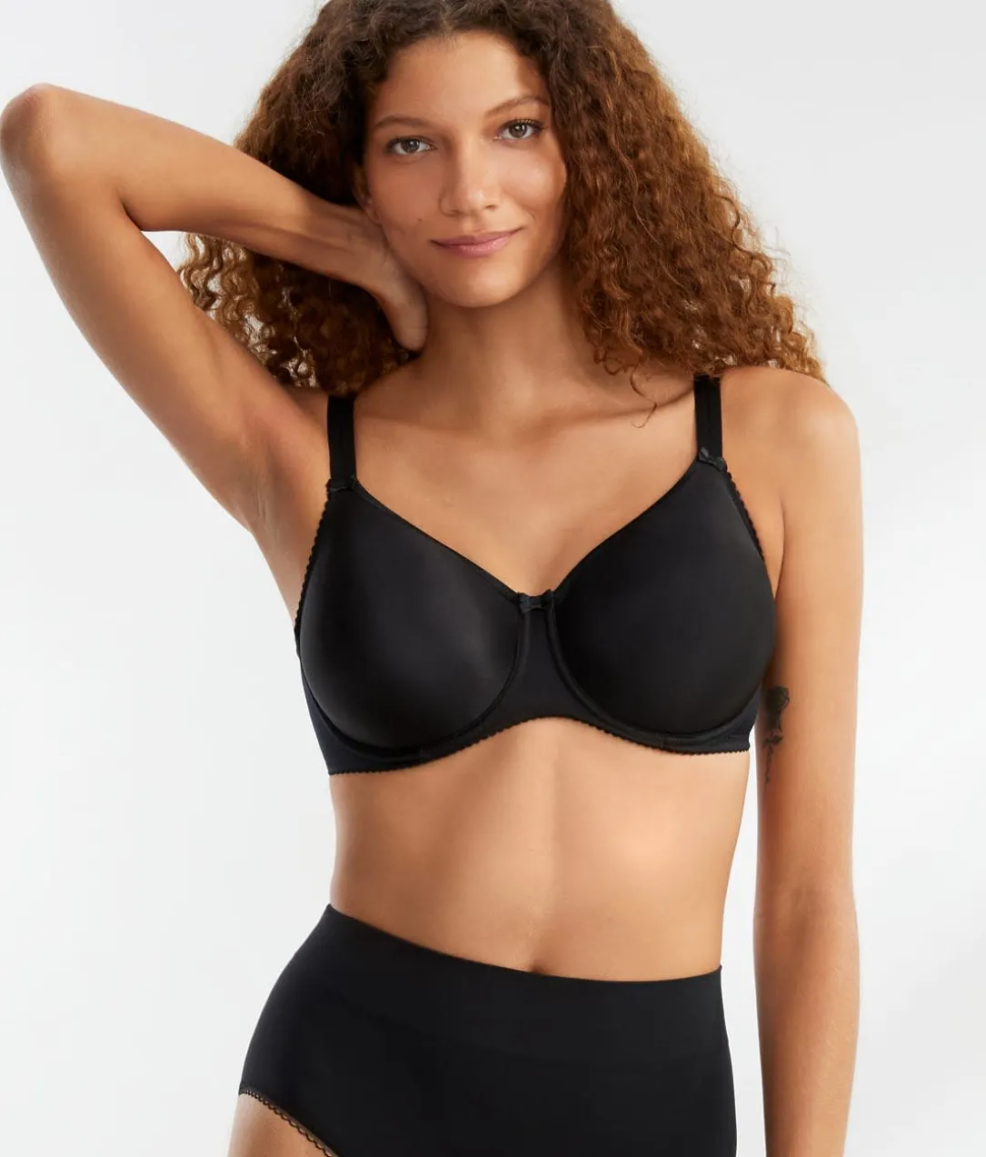 Seamless Satin Bra