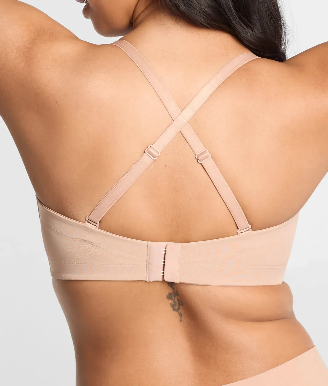 Self-Assured Push-Up Strapless Bra