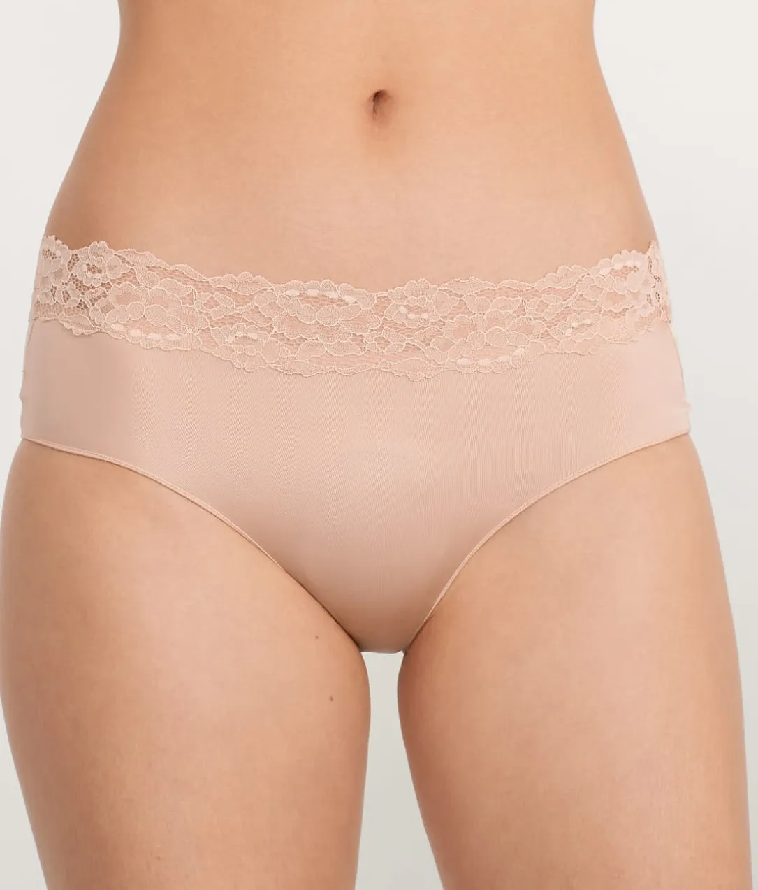 Shine Hipster With Lace