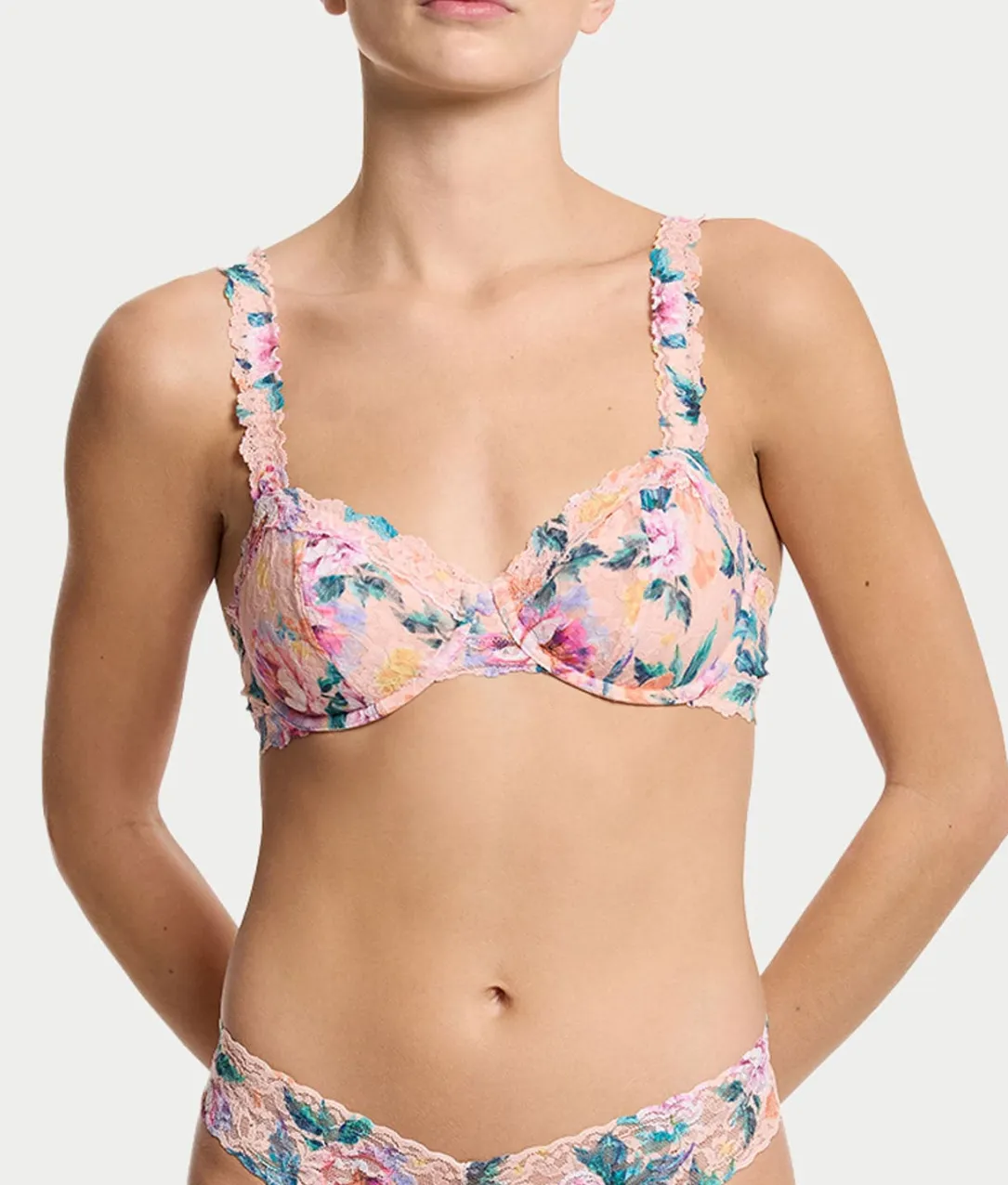 Signature Lace Balconette Bra