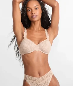 Signature Lace Balconette Bra